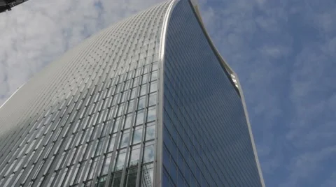 Tilt down the side of 20 Fenchurch Street Video stock 55937119