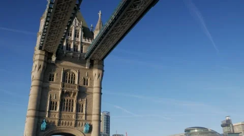 Tilt down Tower Bridge to Road Stock Footage 55787060