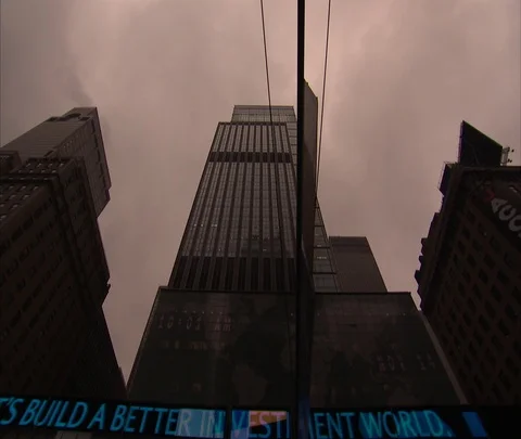 Tilt down from tower to WS LED display on Barclays Bank fa溝de. Stock Footage 86749286