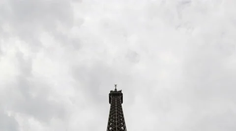 Tilt down view of the Eiffel Tower, Paris Stock Footage 59968270