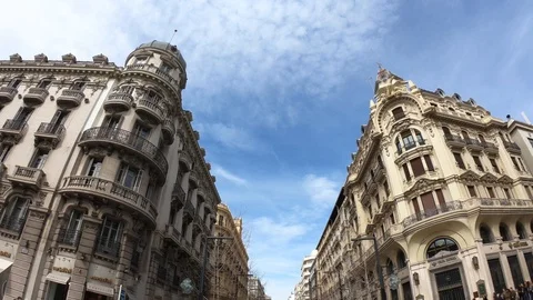 Tilt down view of Gran Via de Colon from Isabel la Catolica Square in Granada. Stock Footage 104921350