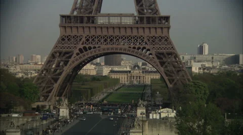 Tilt-up on Eiffel Tower, Paris Stock Footage 59334703