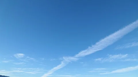 Tilt en lago Stock Footage 128213596