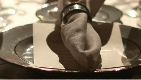 Tilt up rack focus banquet table settings 스톡 동영상 11143740