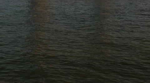 Tilt up from River Thames to Tower Bridge 스톡 동영상 22015644