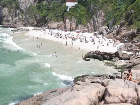 TILT UP ROCKS TO RIO BEACH 스톡 동영상 78244819