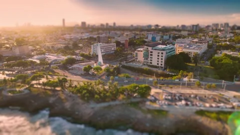 Tilt-Shift Aerial View of Centro de los Héroes and Malecón Stock Footage 337137203