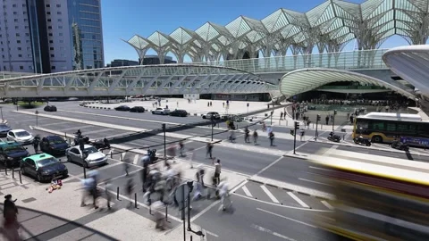 Tilt-Shift Time-Lapse of Lisbon’s Gare do Oriente Station at Rush Hour – Urban 스톡 동영상 340043301