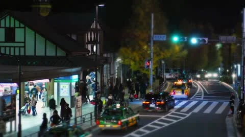 Tilt-shift time-lapse shot of Tokyo's busy city roads. Video stock 11212878