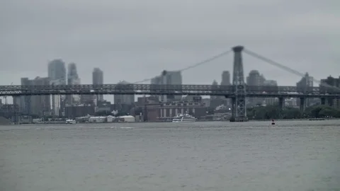 Tilt-shift view of Williamsburg Birdge. Manhattan buildings. New York. Stock Footage 75267292