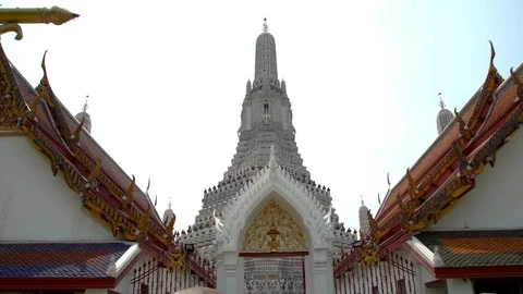 Tilt shot of the back gate of Wat Arun Temple Gate located in Bangkok Thailand Stock Footage 127153419