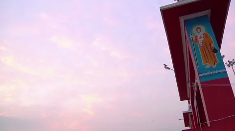 Tilt WS of an arch and people in Rameswaram, India Stock Footage 59089855