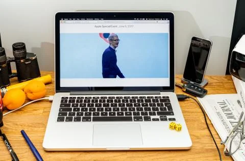 Tim Cook Apple CEO on State at WWDC 2017 conference developers Foto stock