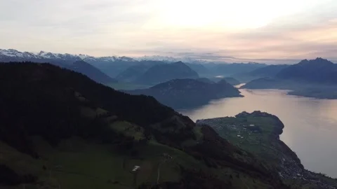 Time clouds over the mountains 库存影片 142466053