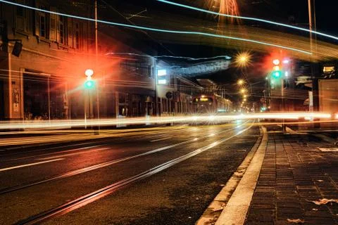 Time Exposure train close traffic light laser It information night Mannheim s Stock-Fotos