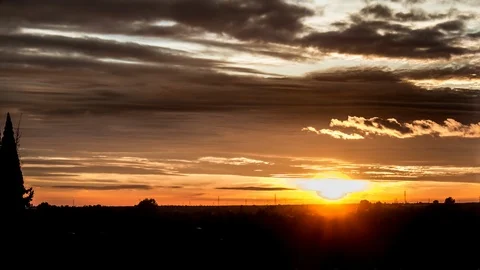 Time laps atardecer de nubes rojas Video stock 85729818