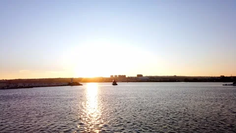Time Laps. Beautiful seascape. Evening. Sunset. sun is falling over horizon. Stock Footage 134596276