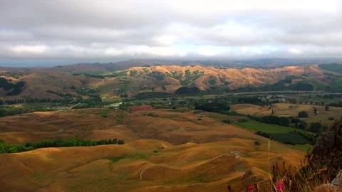 Time laps clouds move quickly over mountains and hills Te Mata Peak in summer Stock Footage 131774204