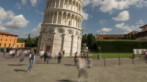 Time Laps of the Leaning Tower (blurred people) Video stock 69143143