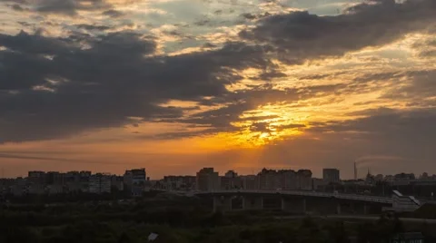 Time laps sunrise. In the city on the background of the bridge. Stock Footage 40981803