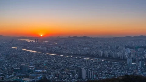Time lapse 4k Beautiful Sunset of Seoul, cityscape at South Korea. Stock Footage 100758251