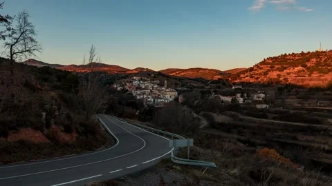 Time lapse 4K of dusk in the small town of Cortes de Arenoso, Spain. Stock Footage 195113248