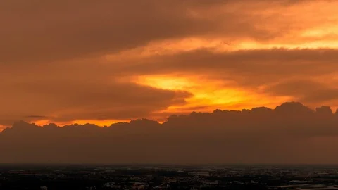 Time-lapse 4K sunset cloud moving away from the abstract colorful background Stock Footage 119674158