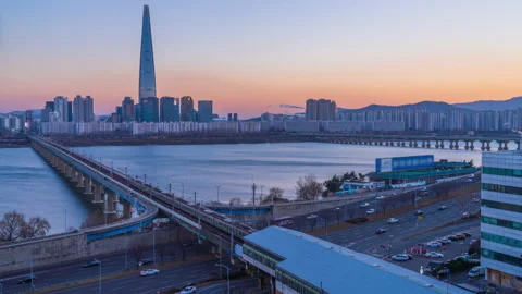 Time lapse 4k,Sunset and traffic at Seoul,South Korea. Stock Footage 168068627