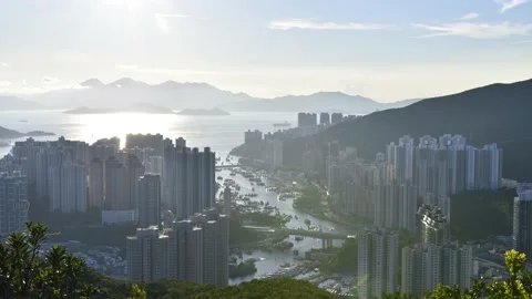 Time-lapse of Aberdeen and Ap Lei Chau from Brick Hill under sunset Stock Footage 163353588