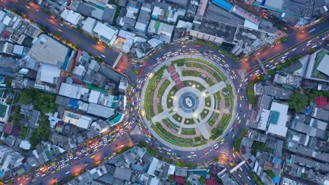 Time lapse Aerial view and top view of traffic on city streets in Bangkok. Stock Footage 133608798