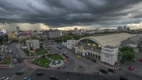 Time lapse Aerial view and top view of traffic on city streets in Bangkok. Stock Footage 138230640