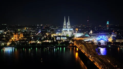 Time Lapse Aerial View of Cologne City Skyline and Iconic German Landmarks Night 스톡 동영상 96684577