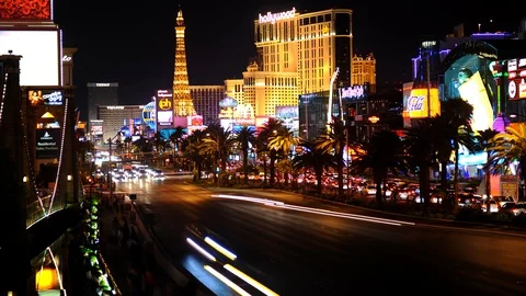 Time Lapse Aerial View of Las Vegas Center Cars Traffic on Crowded Street Night 스톡 동영상 106432127