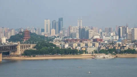Time lapse of aerial view of wuhan city with yangtze river ,China Stock-Footage 79755606