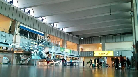Time lapse of Airline passengers walking in the an Airport Stock-Footage 42882373
