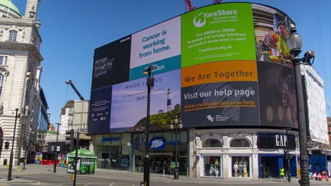 Time lapse of almost empty Piccadilly Circus, London Video stock 131724009