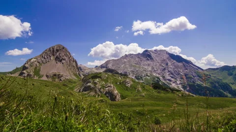 Time lapse of an Alpine panorama with mountains and clouds Stock Footage 52513025