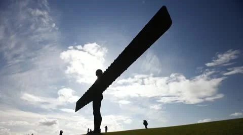 Time lapse of the Angel of the North by Antony Gormley 스톡 동영상 21011745