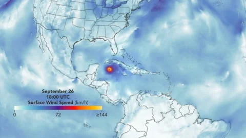 Time lapse animation of hurricane approaching to United States with color 스톡 동영상 227690222
