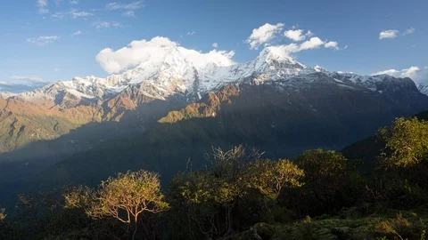 Time lapse of Annapurna range from Mardi Himal trekking route, Himalaya mountain Stock Footage 122610748