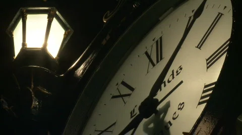 Time-lapse Antique Clock CU Stockbeeldmateriaal 685143
