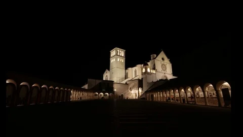 Time Lapse Assisi by Night - Basilica of S. Francesco Video stock 98399348