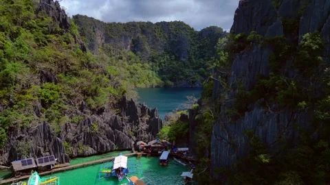 Time lapse Barracuda Lake Coron, Palawan, Philippines. Beautiful aerial view Stock Footage 333755120