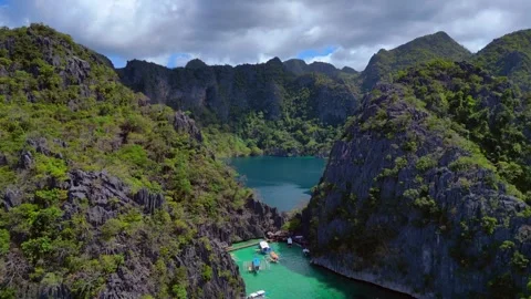 Time lapse Barracuda Lake Coron, Palawan, Philippines. Marvelous aerial view Stock Footage 333755603
