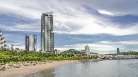 Time lapse of the beach front near Koh Loy island in Sri Racha, Chon Buri Stock Footage 197807901