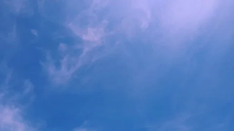 Time lapse, beautiful cloud movement In the sky with a bright sun Stock-Footage 250151549