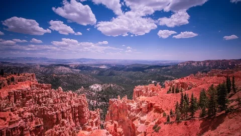 Time Lapse - Beautiful Clouds Moving Over  over Bryce Canyon in Utah Video stock 92874364