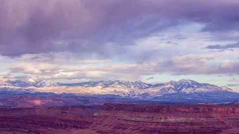 Time Lapse - Beautiful Clouds Moving Over the Dead Horse Sate Park in Utah Stock Footage 178161163