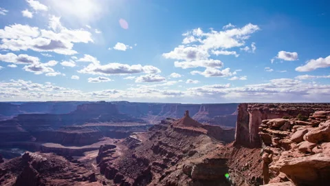 Time Lapse - Beautiful Clouds Moving Over the Dead Horse Sate Park in Utah Stock Footage 197096514