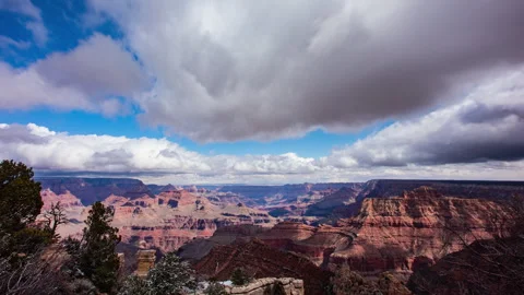 Time Lapse - Beautiful Clouds Moving Over Yosemite National Park Valley in Stock Footage 248917694